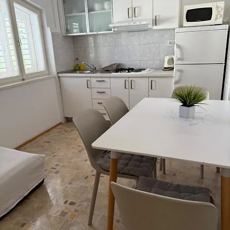 Apartments Olga 2 Makarska Exterior photo