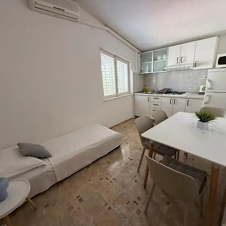Apartments Olga 2 Makarska Exterior photo