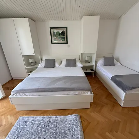 Apartments Olga 2 Makarska Exterior photo