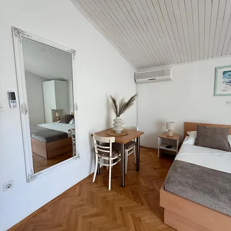 Apartments Olga 2 Makarska Exterior photo