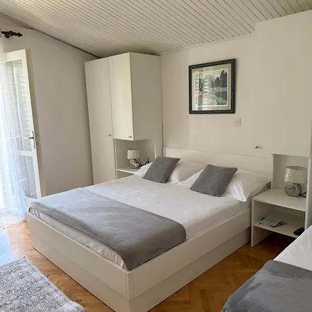 Apartments Olga 2 Makarska Exterior photo