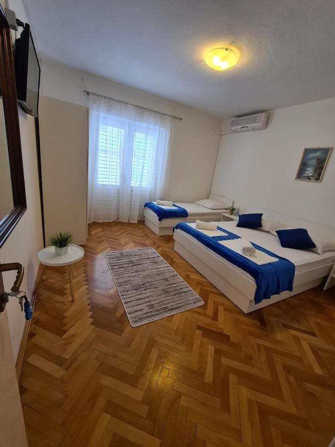 Apartment Apartments Olga 2 *