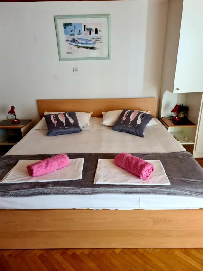 Apartments Olga 2 Makarska