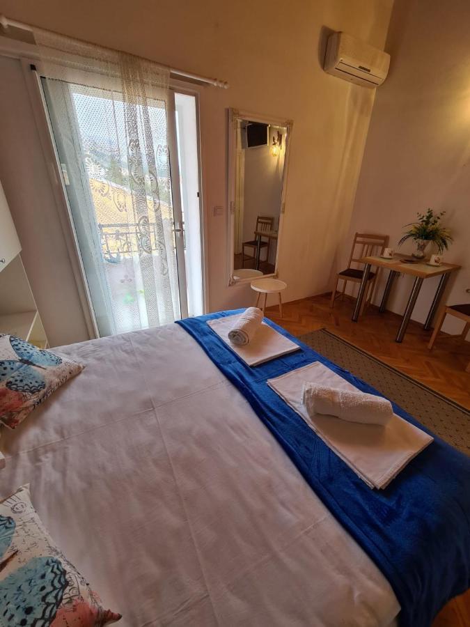 Apartment Apartments Olga 2 Makarska