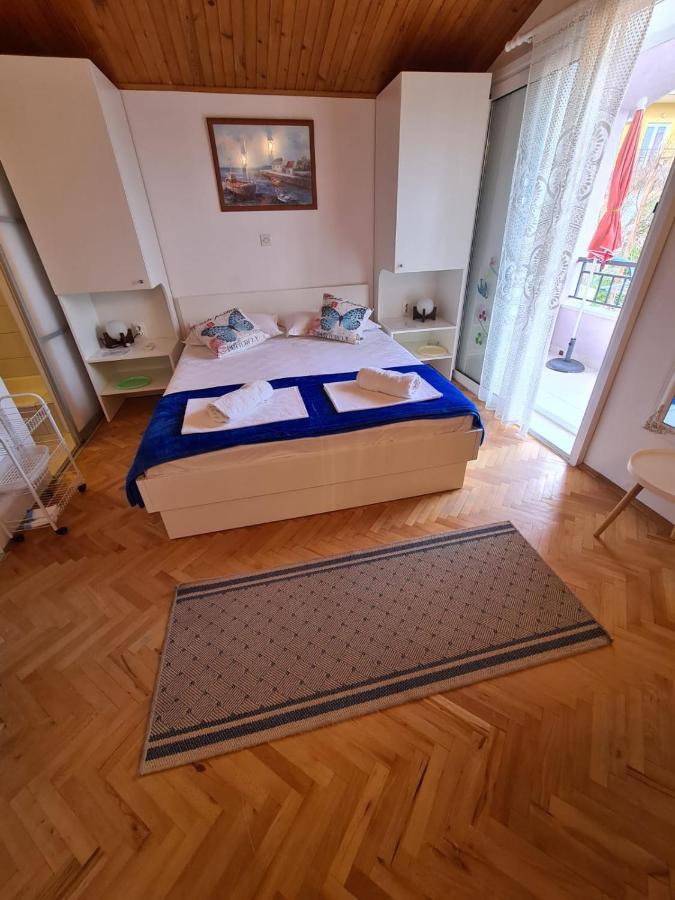 Apartments Olga 2 *