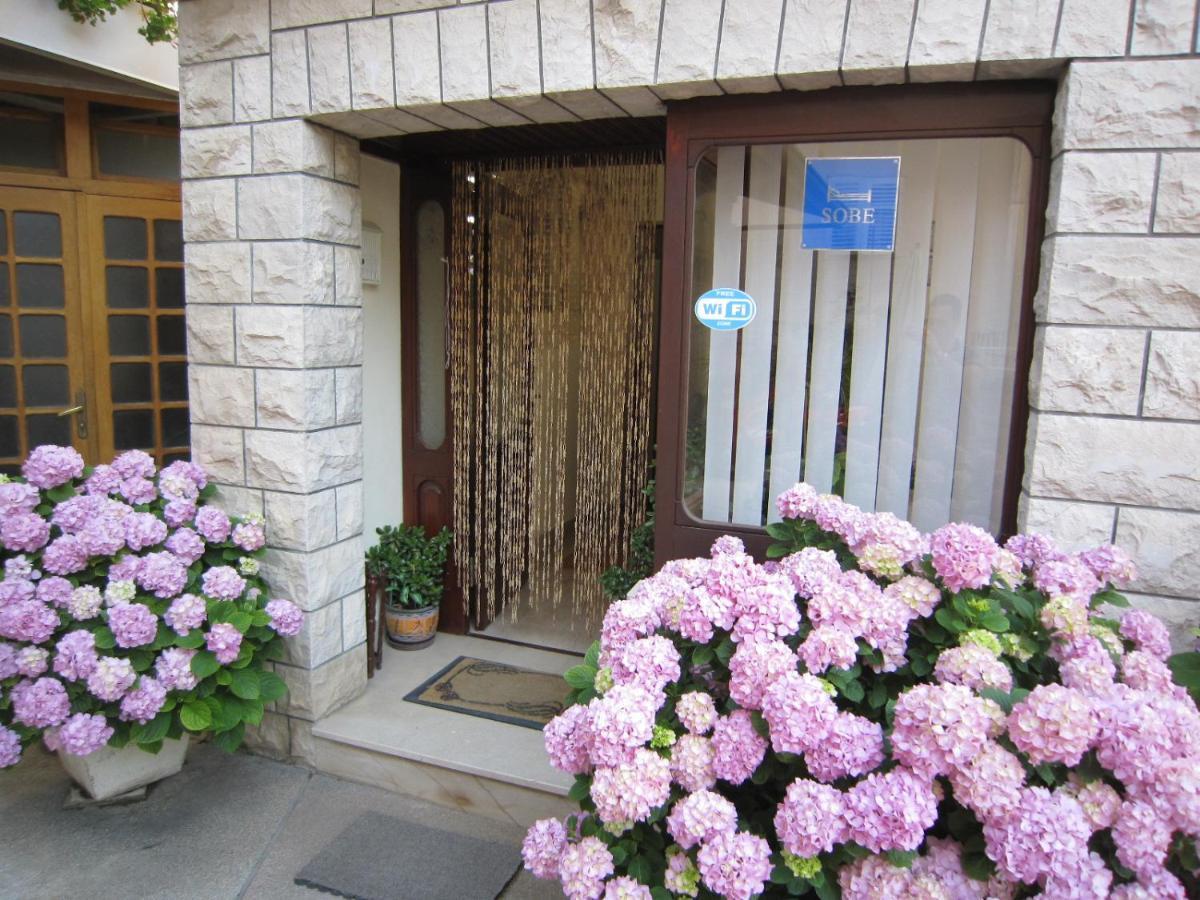 Apartments Olga 2 Apartment *