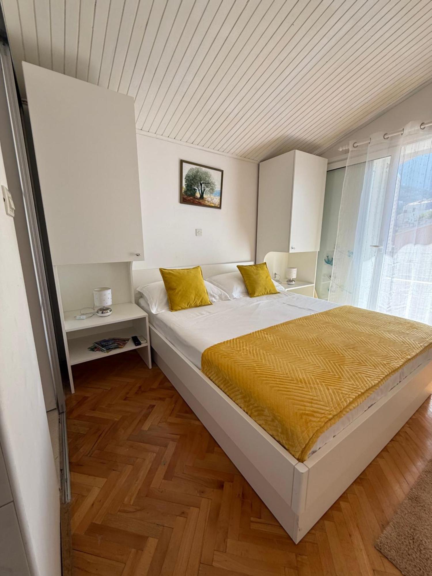 Apartment Apartments Olga 2 Makarska