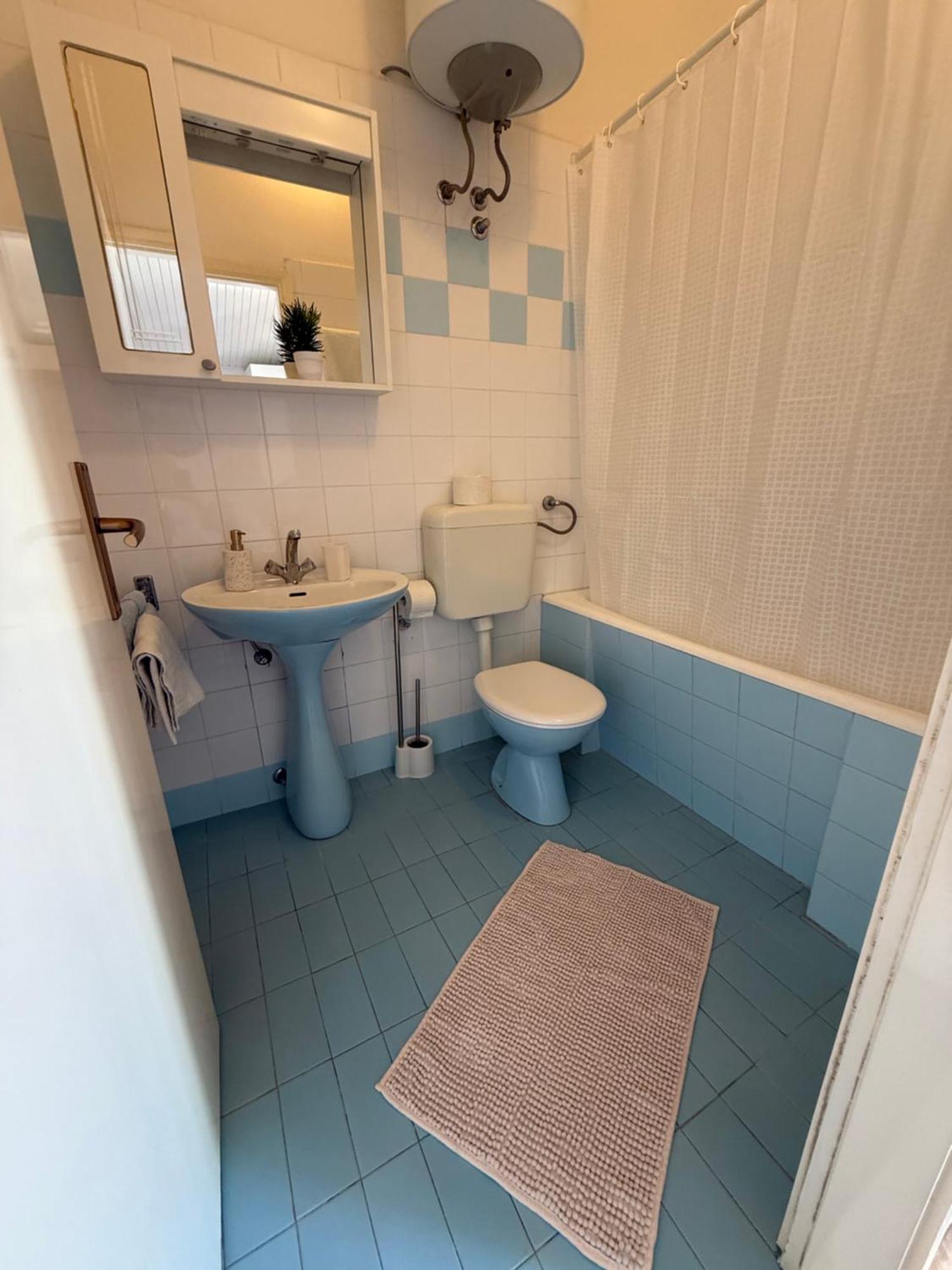 Apartments Olga 2 Makarska