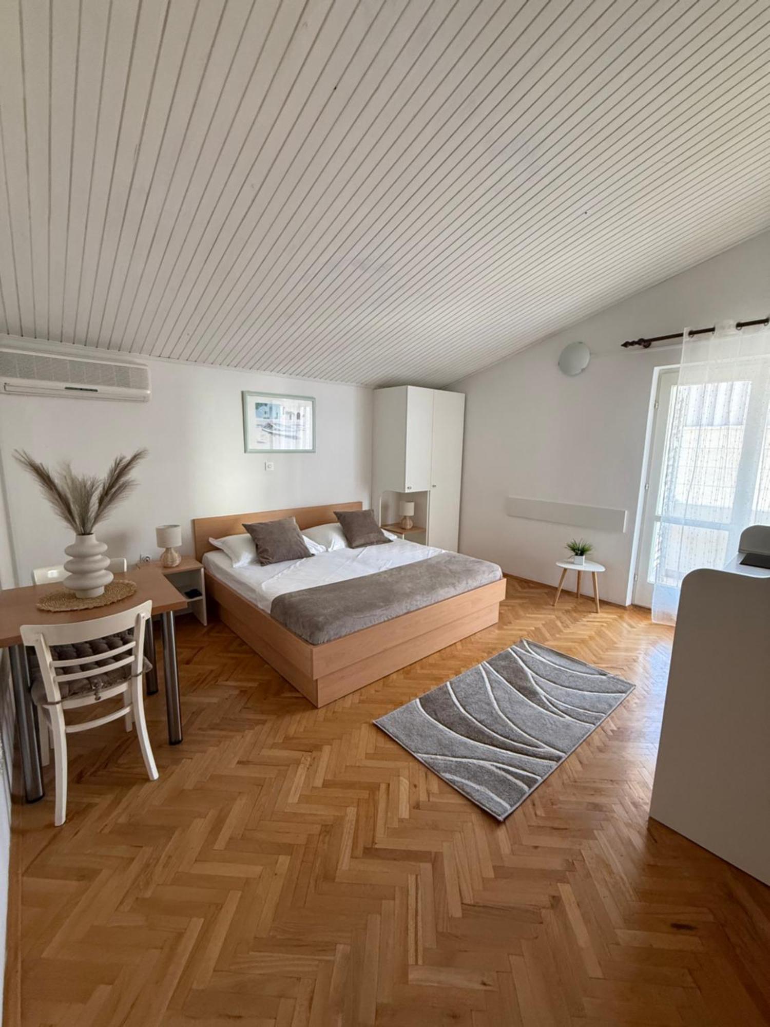 Apartments Olga 2