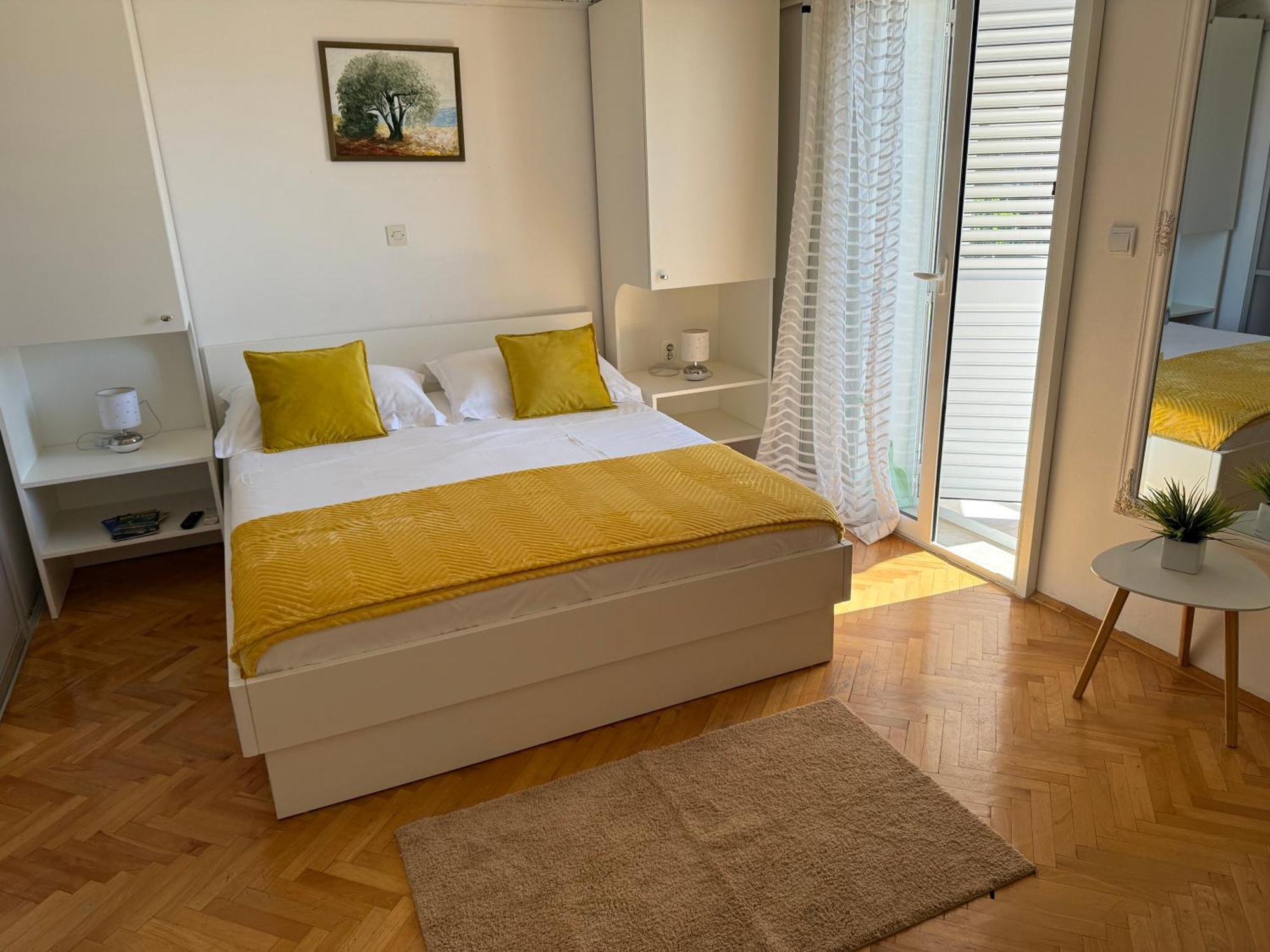 Apartment Apartments Olga 2